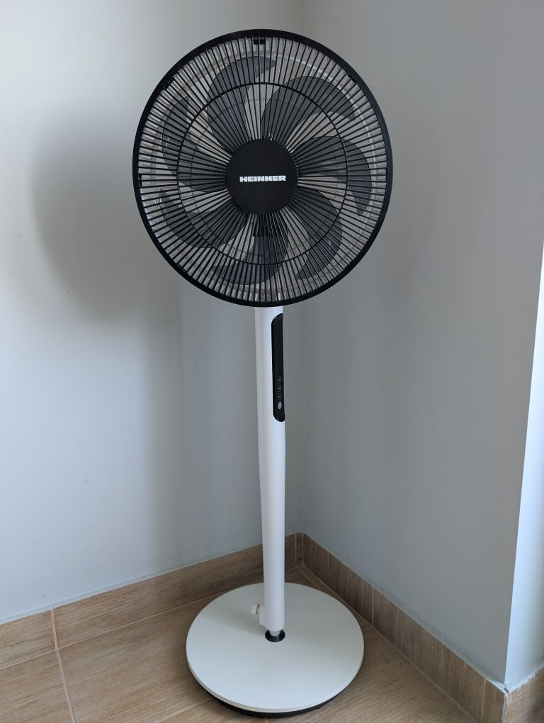 Ventilator de calitate cu picior Heinner HMSF-9BK foarte silentios