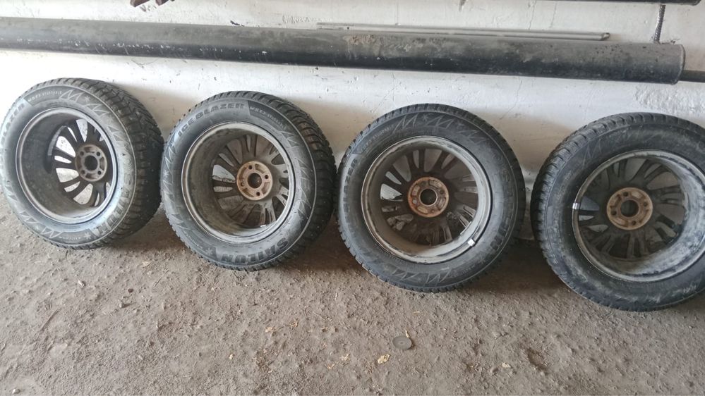 Продам диски с зимней резиной