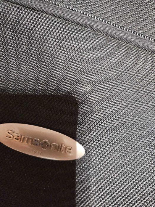 Куфар на марката  Samsonite размери 70/46/26