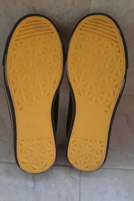 Детски гуменки-35n с велкро и ластични връзки