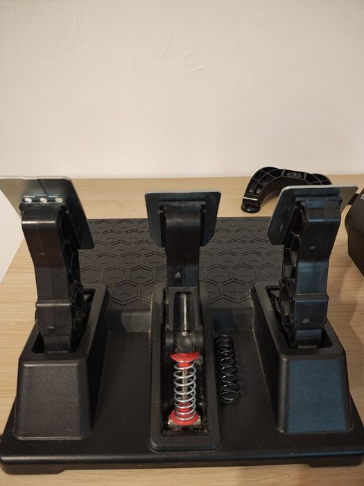 Volan Thrustmaster T248