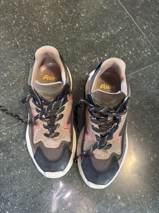 ASH sneakers  marimea 36 , stare foarte buna