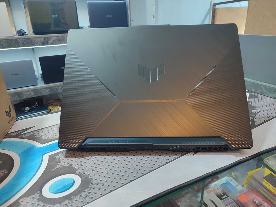 Мощный игравой ноутбук Asus Tuf gaming Intel Core i5-11400H