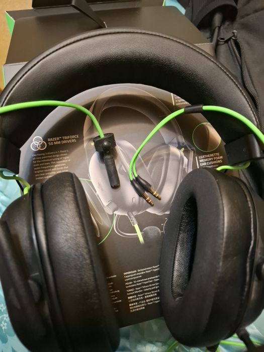 Vand casti razer blackshark v2 x