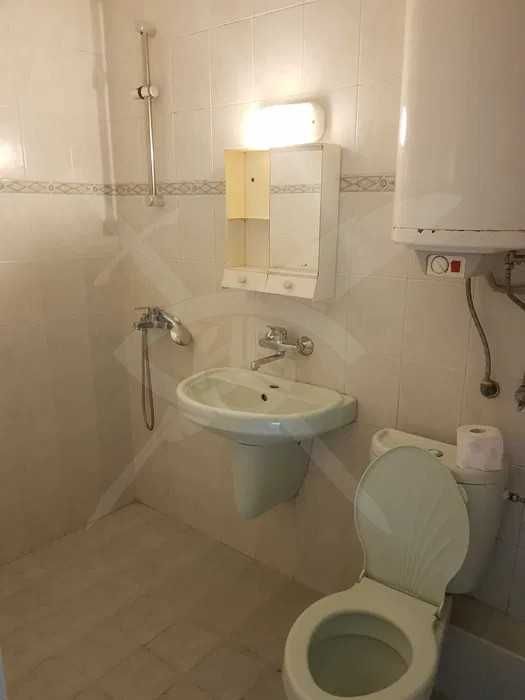 Дава се под наем Двустаен апартамент в Варна, Спортна зала - 56 кв.м за 450 € - Снимка #3