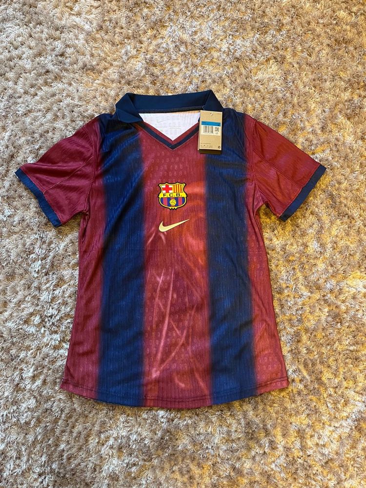 Tricouri Barcelona Travis Scott