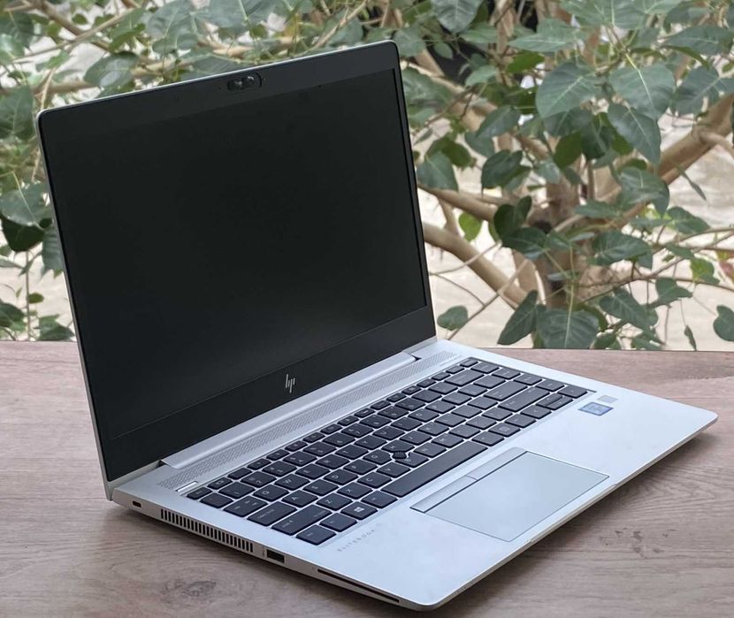 Ultrabook Elitebook HP 830 G5 i5 512 Ssd  Metal Display 13.3