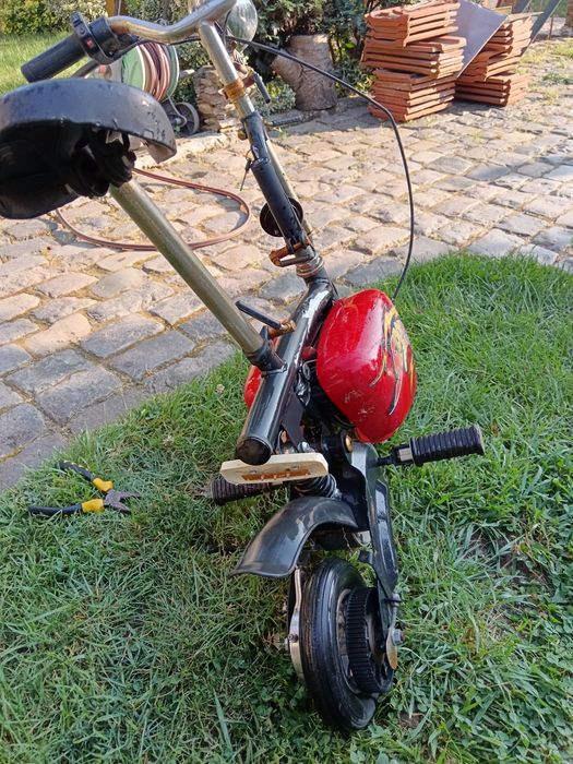 Scuter sportee electric