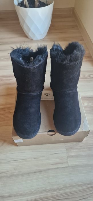 Ugg Valentina, originale, cu swarovski, 37, negre