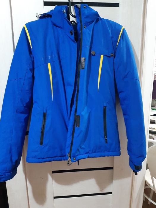 Продам куртки в отличном состоянии