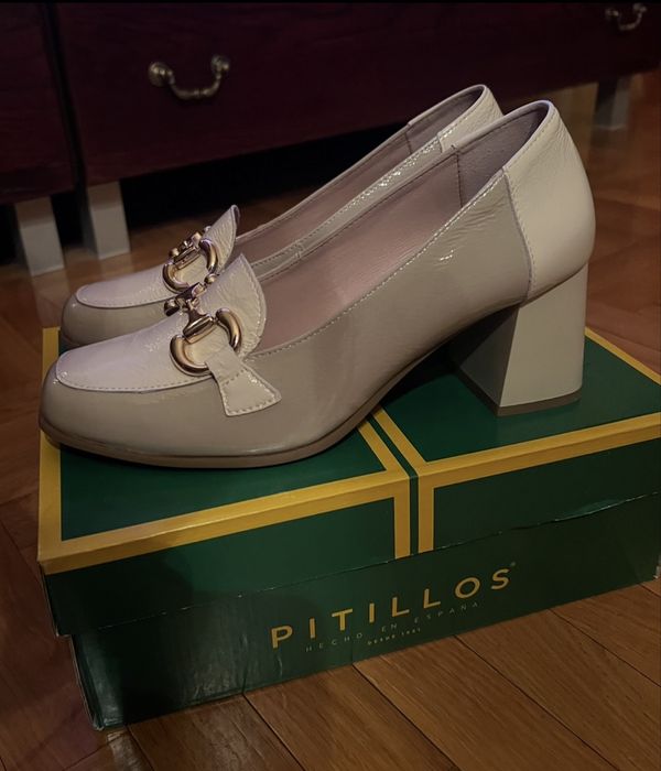 Дамски обувки на ток