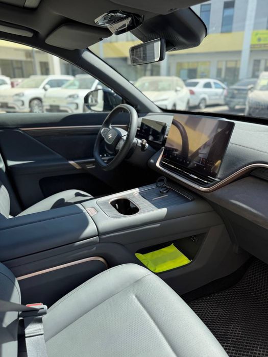 Dongfeng 008 ultra 2025 ЭЛЕКТР
