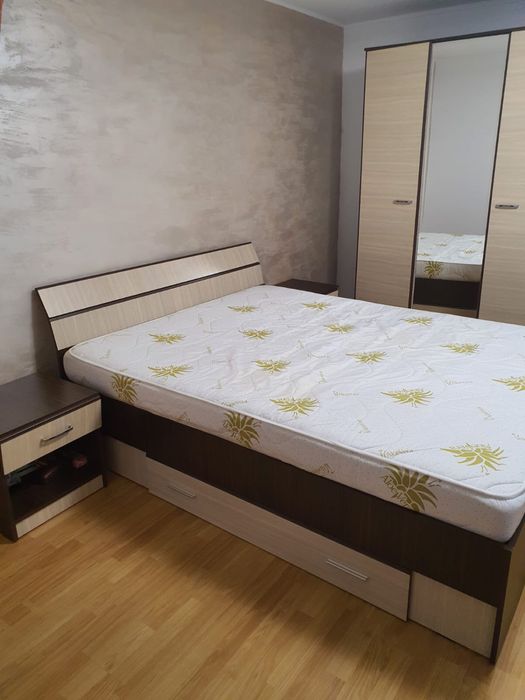 Vand mobila dormitor