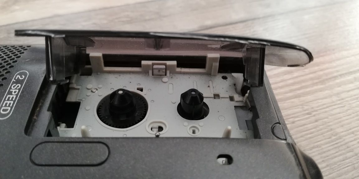 Radio Snack Micro 21 Handheld Microcassette Tape Recorder