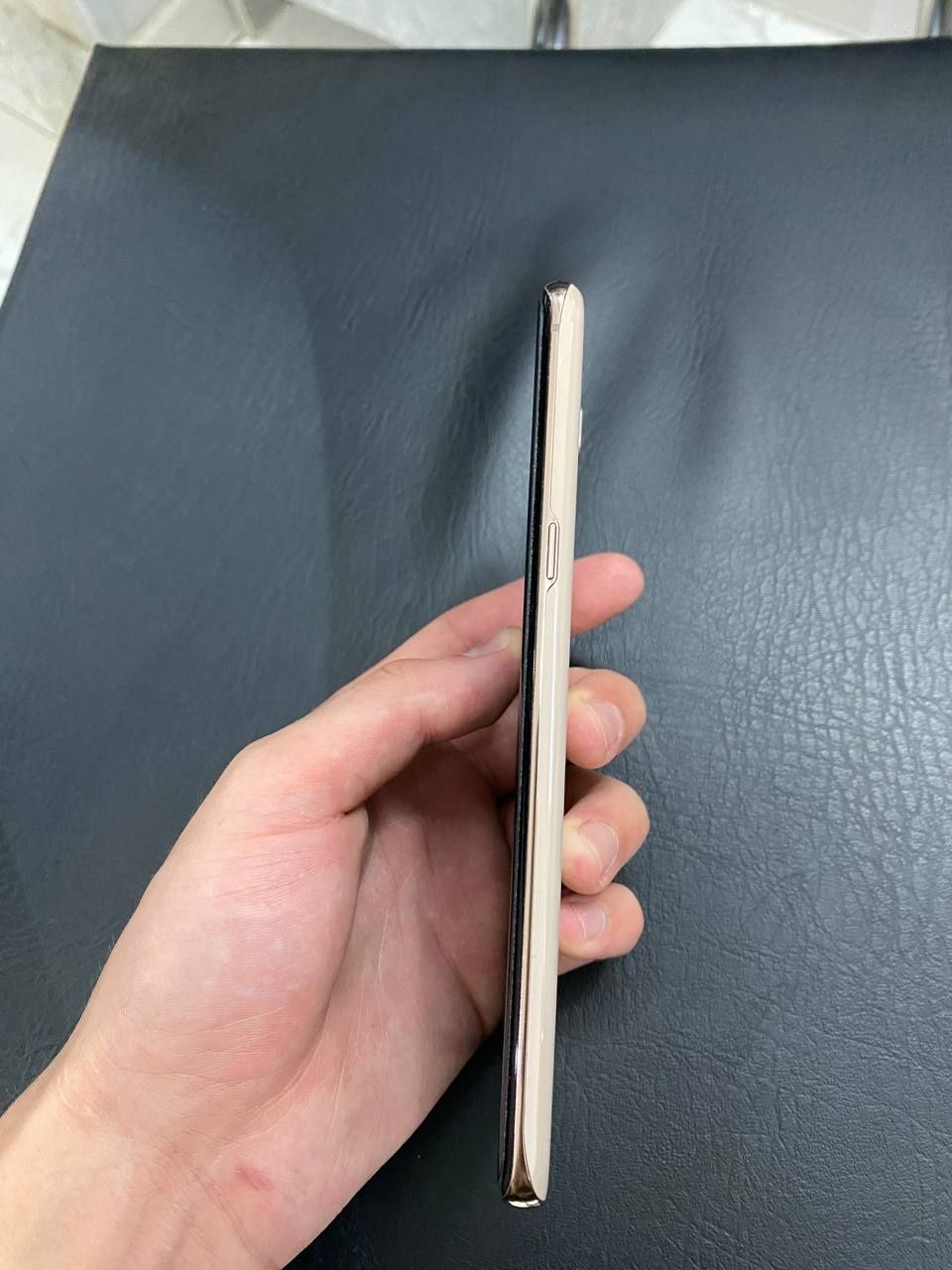 Samsung Galaxy S10 5G Gold