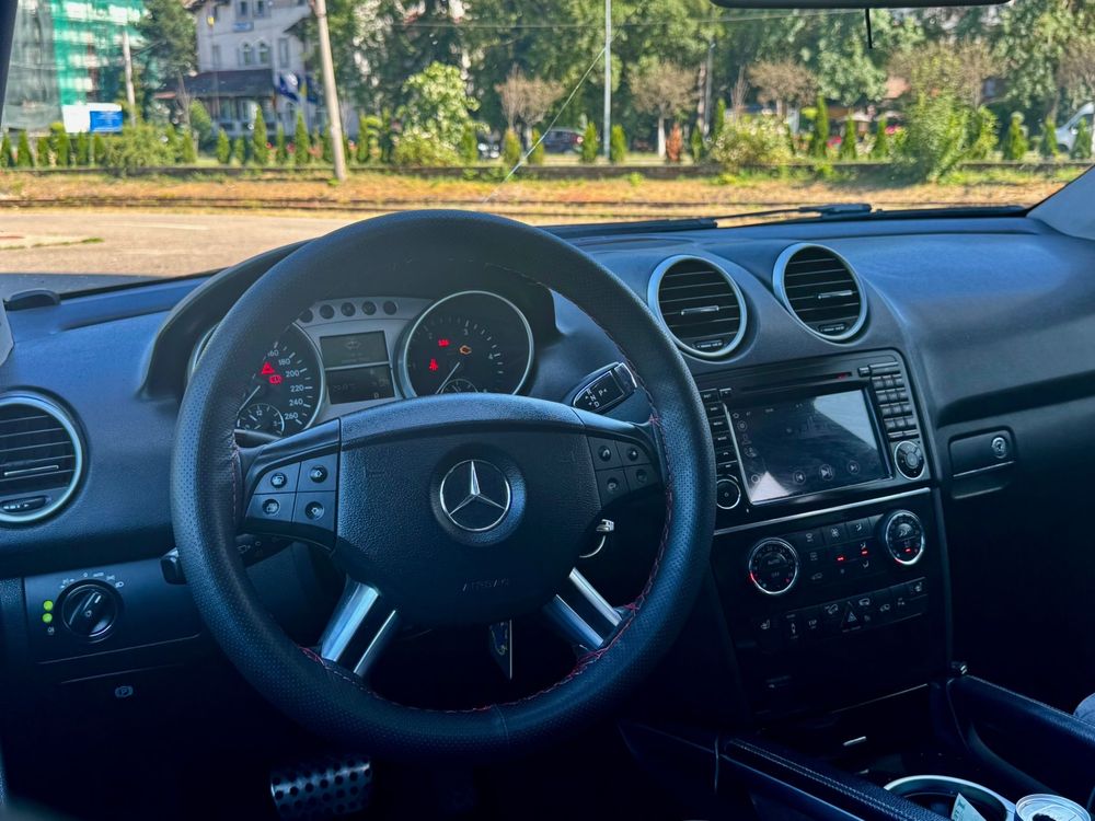 Mercedes-Benz ML320 2009