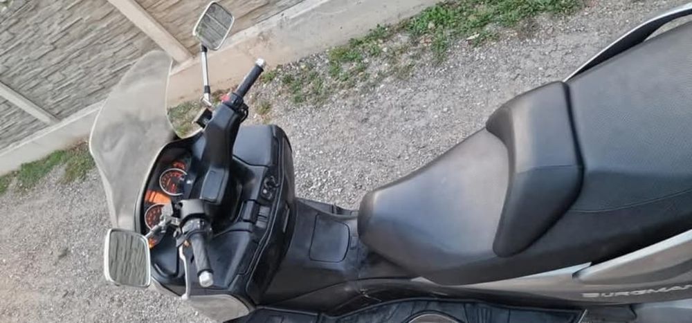 Suzuki Burgman 400 2011