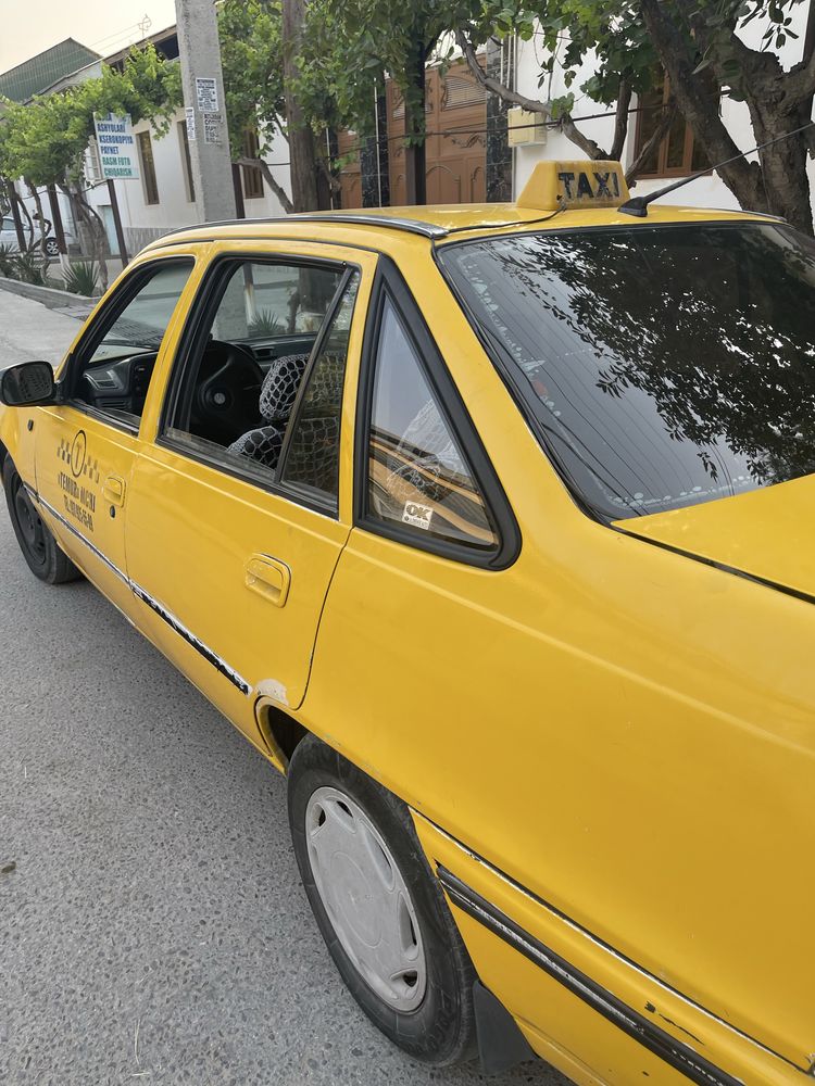Nexia 1   Daewoo