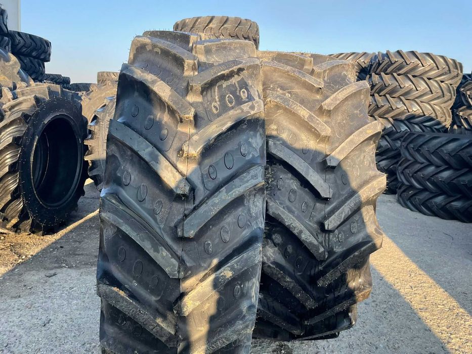 Anvelope de tractor 420/70R30 Cauciucuri BKT Radiale livrare