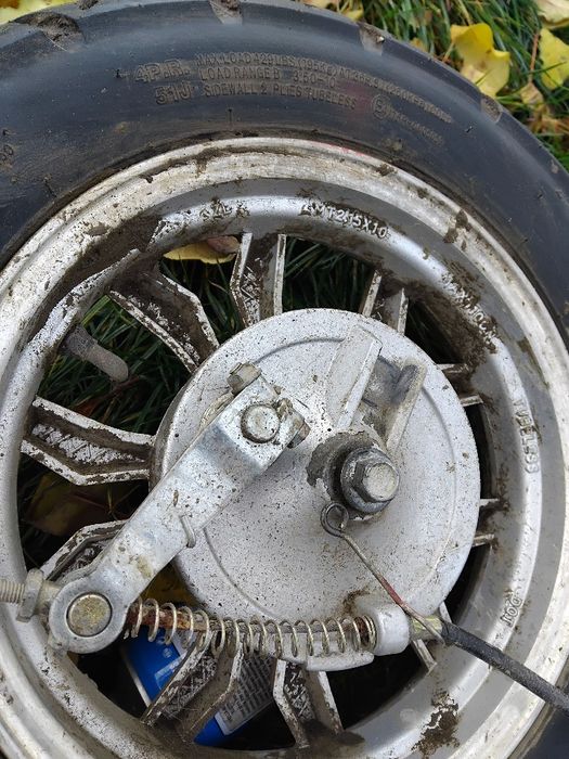 Vand roata tricicleta