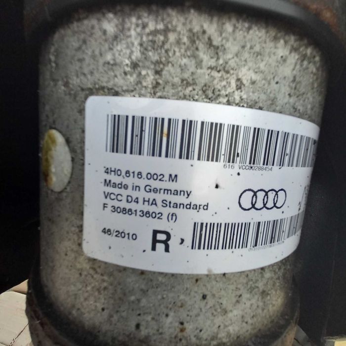 Perna Aer STG/DR. Spate  Audi A8 D4/4H 2010 / 4H0616002M/ 4H0616001M