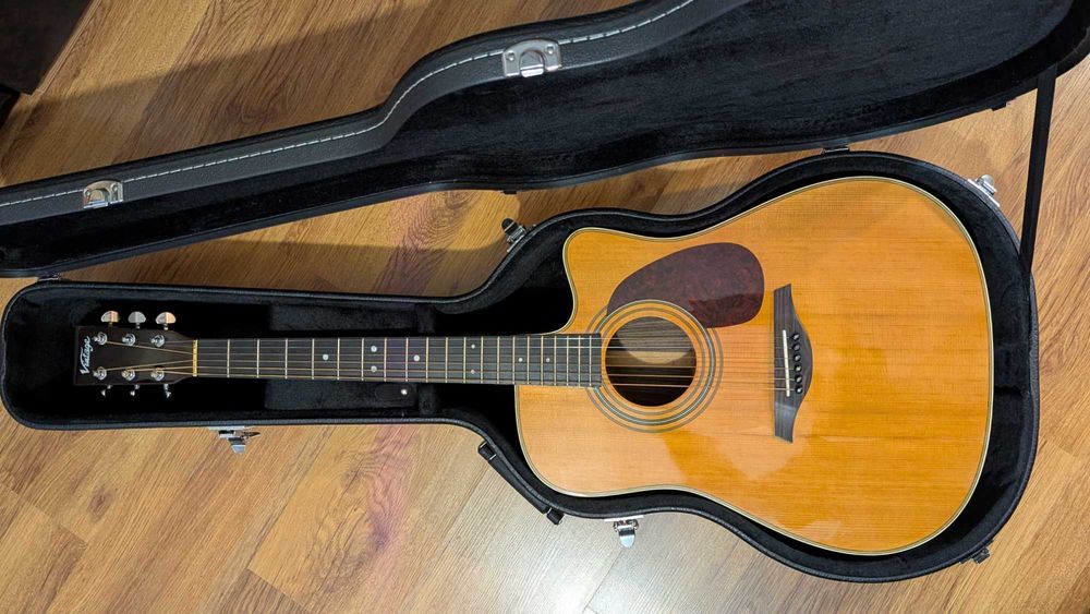 Куфар за акустична китара (guitar hard case)