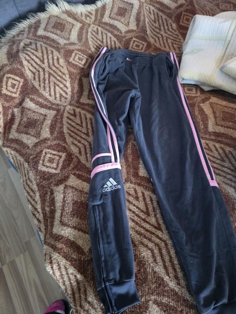 Анцунг  adidas оригинален