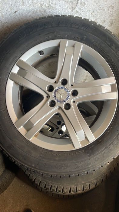 Mercedes GLK 17 *4 броя джанти с гуми зимни