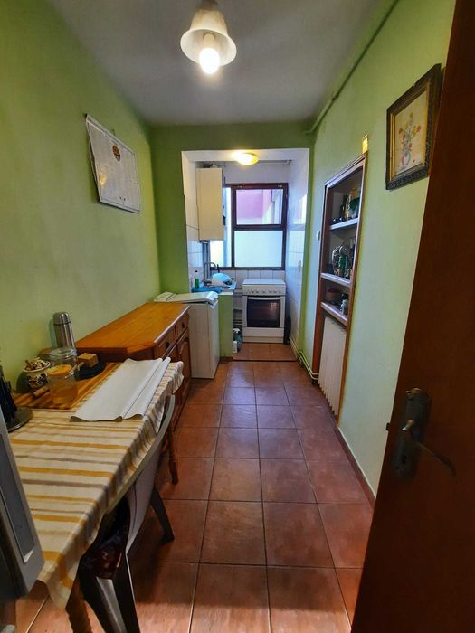 Apartament 3 camere, Strand I