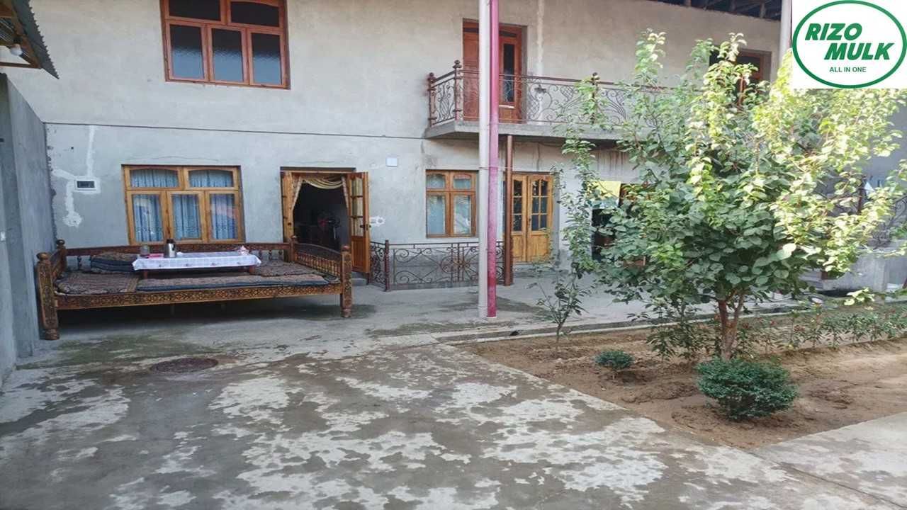 Учтепа тумани Катта Кани мавзесида ховли сотилади. NR494/11