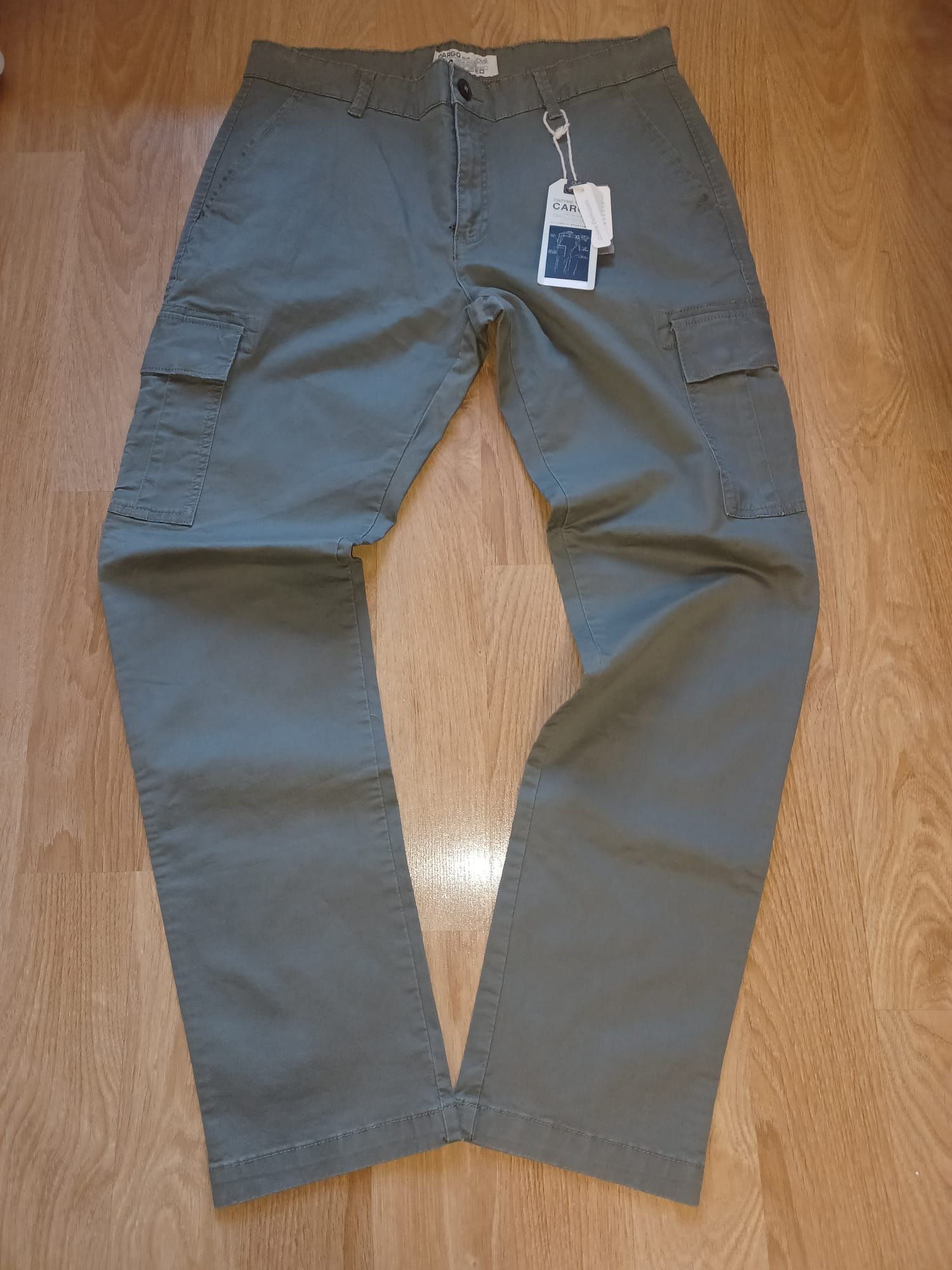 Pantaloni cargo OVS