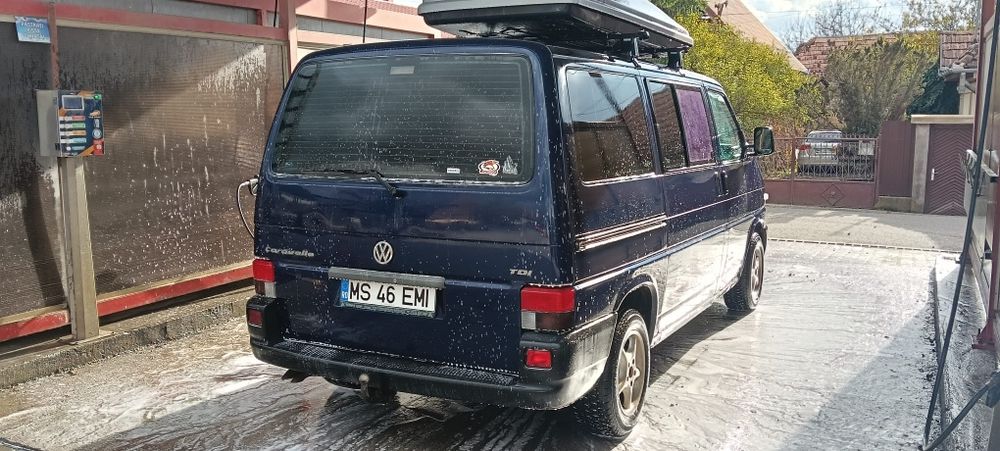 Vând Volkswagen T4 Caravel