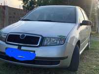 Vand Skoda 1.2 Benzina Fara defecte