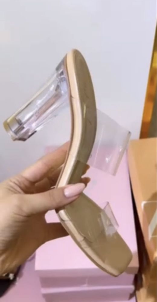 Босоножки женские Zara
