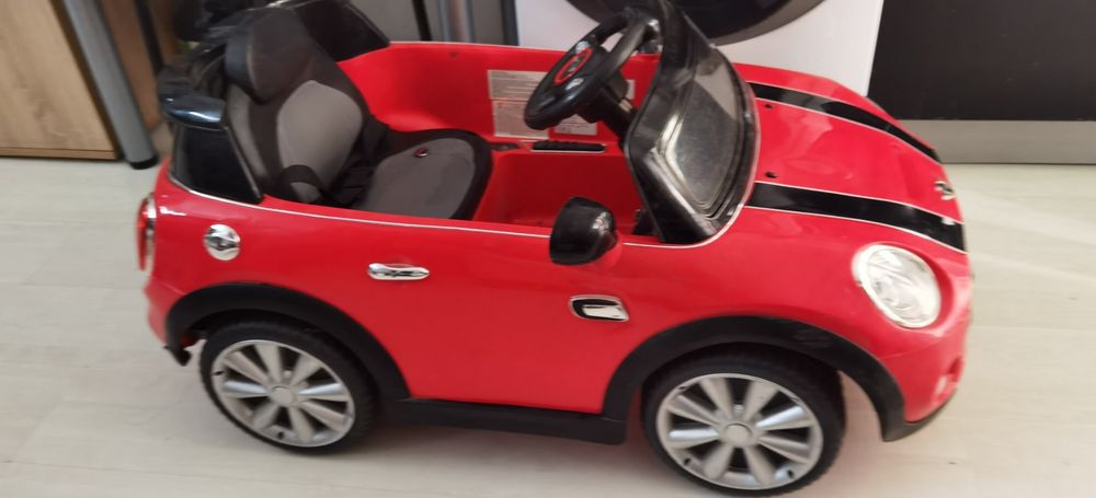 Акумулаторна детска количка Мини Курър