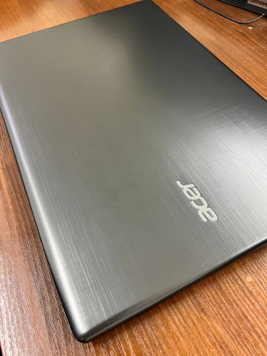 Acer Aspire E5-576G-3323