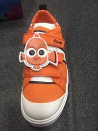 Clarks  детски обувки
