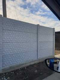 Gard beton din placi prefabricate