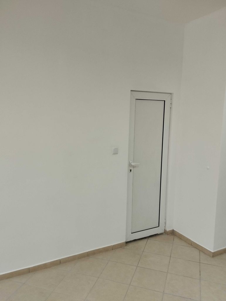 Дава се под наем Офис в Варна, Кайсиева градина - 150 кв.м за 1274.49 € - Снимка #19