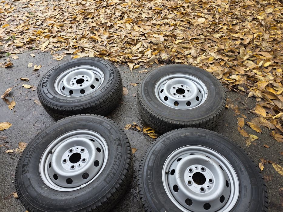 225.75.16ср  нови . 5.130.16 джанти нови  michelin  agilis camping