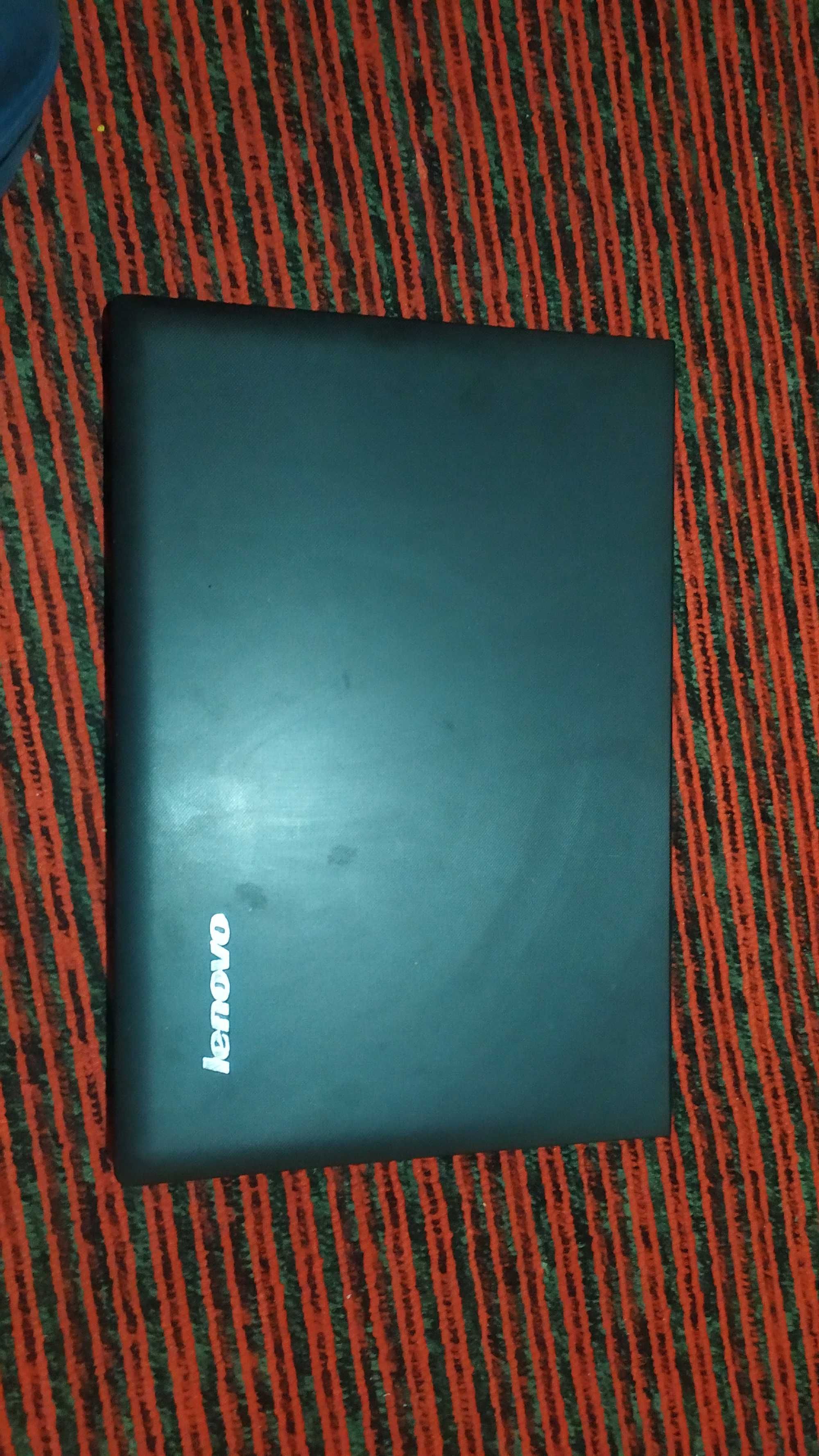 Kompyuter LENOVO