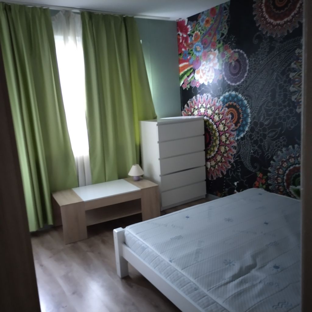 Дава се под наем Тристаен апартамент в Варна, Кайсиева градина - 63 кв.м за 408 € - Снимка #1