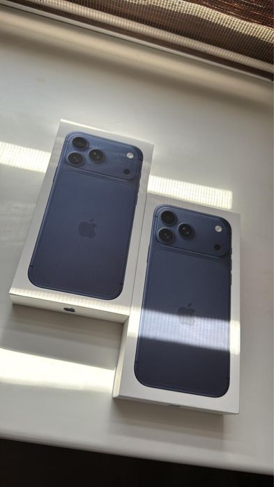 Продам IPhone 17 Pro Max Deep Blue 256GB