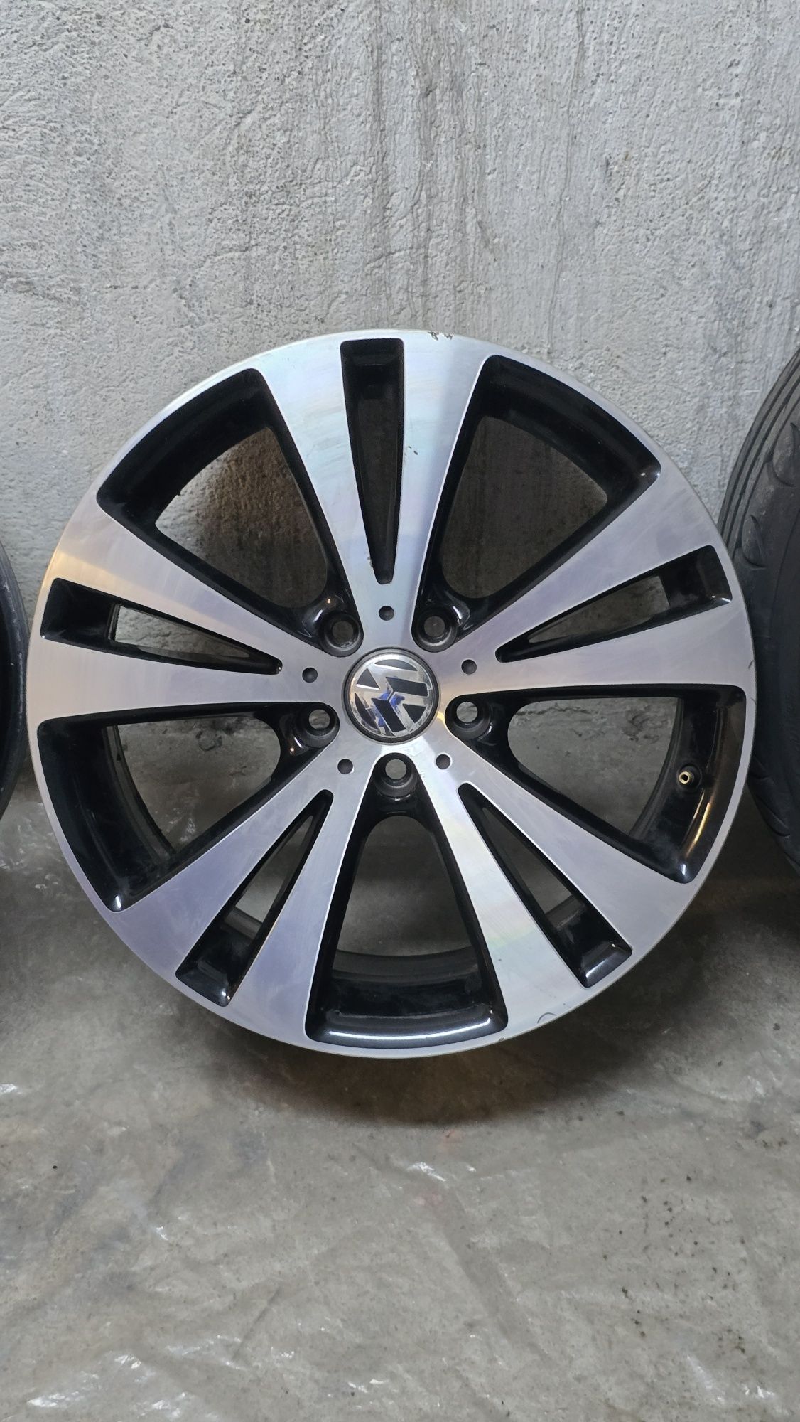 Jante model Chicago pe 18 pentru VW AUDI SKODA SEAT PASSAT PASSAT C