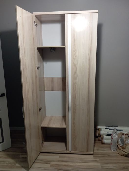 Шкаф для одежды.