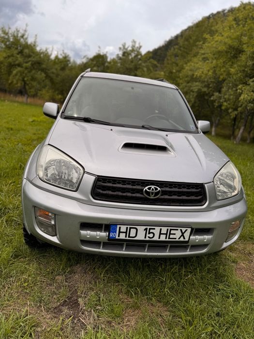 Vand Toyota Rav-4 Hybrid sau schimb pe camioneta basculabila
