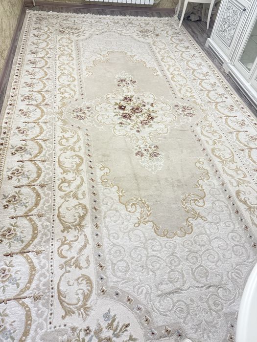 Ковер, размер 3х5.