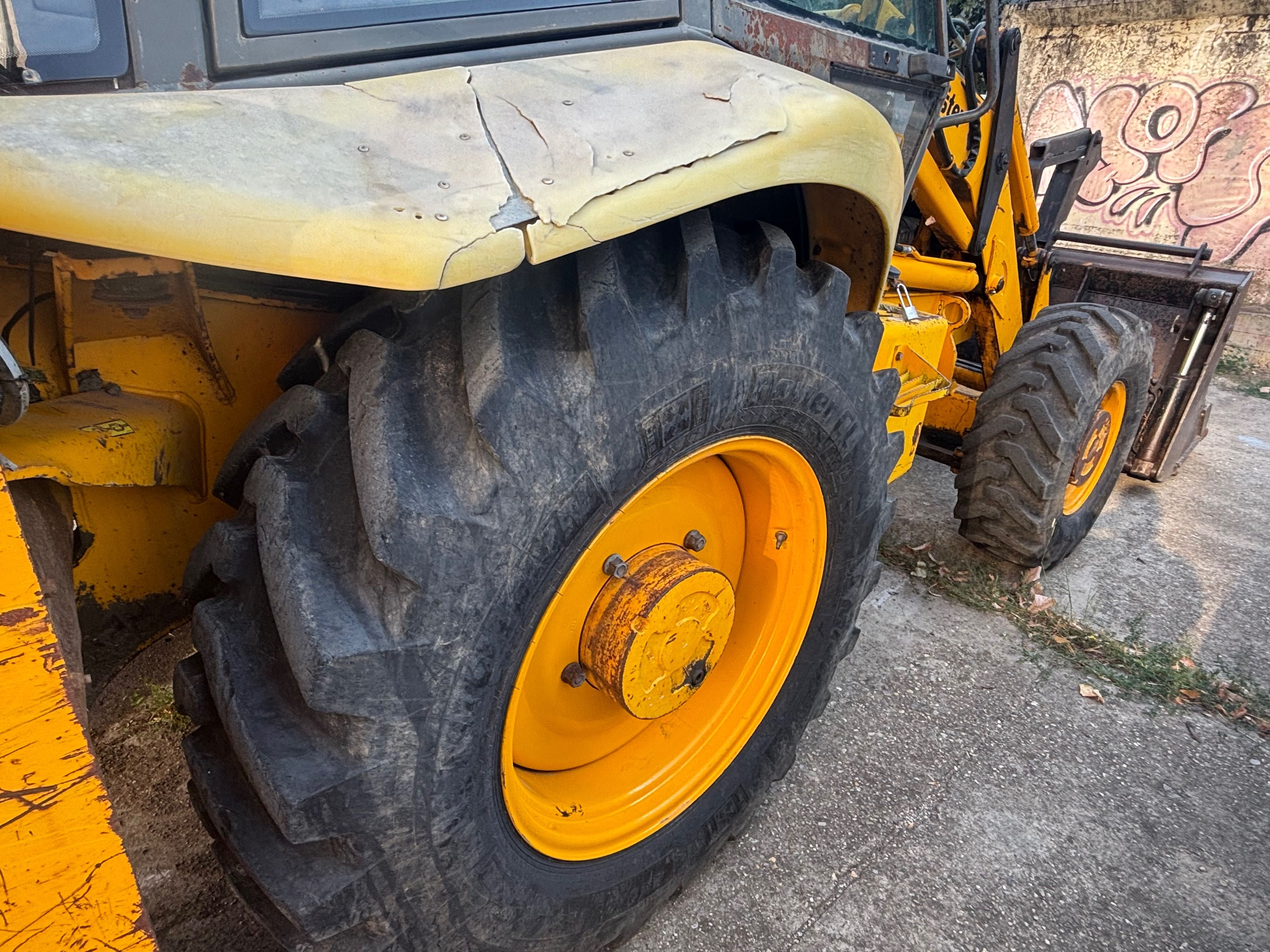 Продавам Комбиниран Багер JCB 3cx
