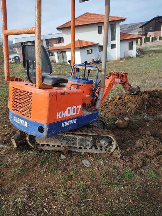 Продавам мини багер Кубота в добро състояние