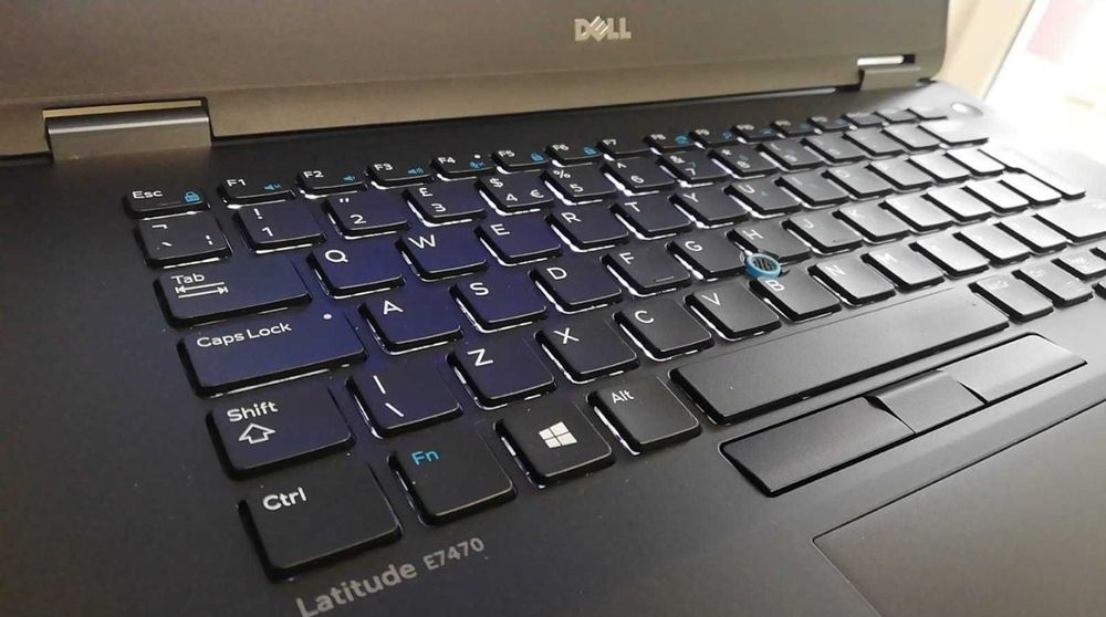 Laptop DELL Latitude 7470 Slim, i5. Impecabil!!!